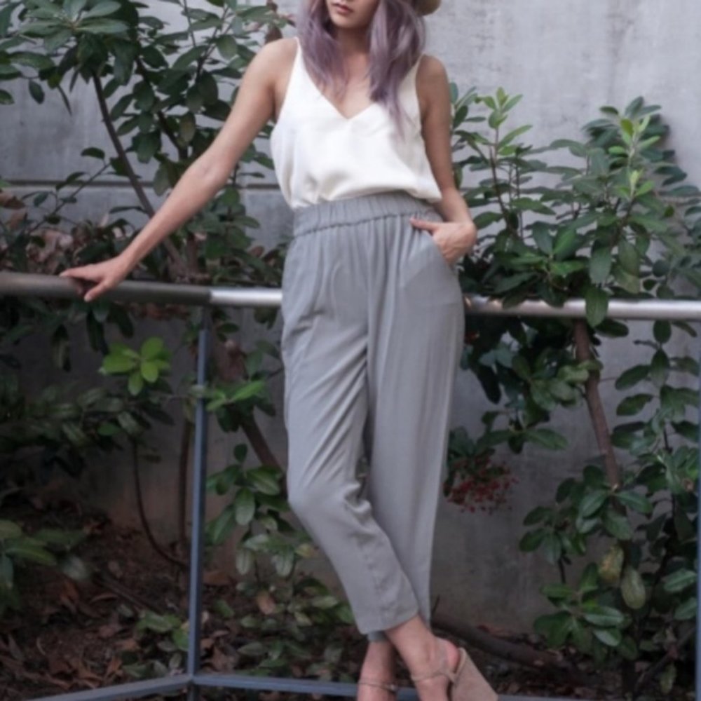 Grana Pull On Pants XS Short Petite XS PXS Gray Silk Lagenlook Straight Leg